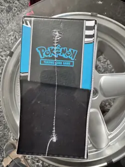 Pokemon TCG Scarlet And Violet Black Bolt Elite Trainer Box ETB SEALED - Image 3
