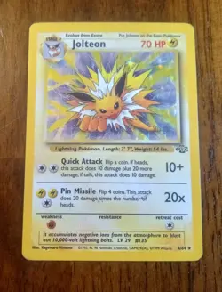 Jolteon Holo Rare 4/64 Heavy Play Pokemon 1999 Jungle Set - Image 2