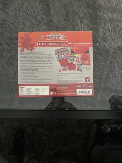 Pokemon Sword & Shield Battle Styles Elite Trainer Box - Red In Hand, Sealed NEW 820650808357 - Image 3