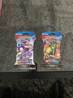 Pokemon Sword & Shield Battle Styles Elite Trainer Box - Red In Hand, Sealed NEW 820650808357 - Image 4