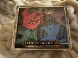 Pokemon Sword & Shield Evolving Skies Elite Trainer Box READ DESC (SMALL TEAR) - Image 1