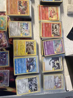 25th Anniversary Pokemon TCG Lot of 1042 Cards See Pics&Des.MARKET VALUE 1.3k+NM - Image 3