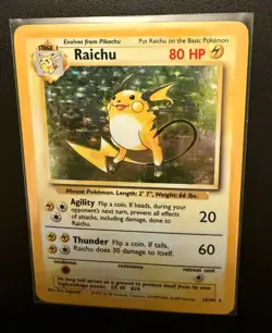 Pokemon TCG Raichu Holo Rare Card 14/102 Base Set English Edition 014/102 - Image 1