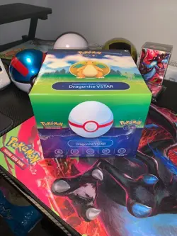Pokemon TCG: Pokemon GO Dragonite VSTAR Premier Deck Holder Collection - 9 Packs 820650850790 - Image 2