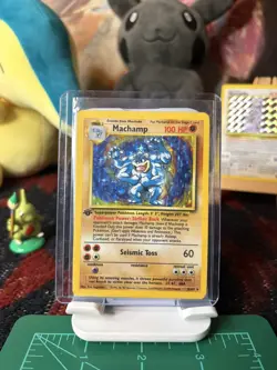 Pokemon Machamp 1st Edition Base Set Holo Rare HP+ DMG - Image 1