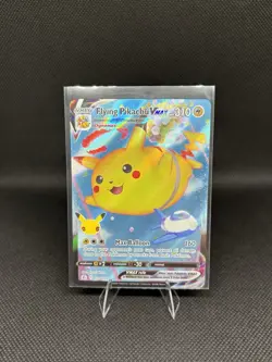 Pokemon Pikachu VMAX Full Art Ultra Rare Holo Card 007/025: Vivid Voltage - Image 1