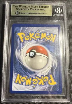 Pokemon Umbreon Gold Star #17 2021 Celebrations Confetti Holo BGS 9.5 GEM MINT - Image 2
