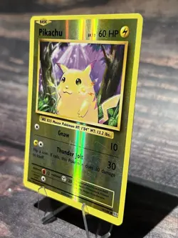 Pikachu 35/108 Evolutions Reverse Holo Pokemon Card - Image 3