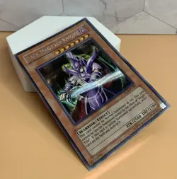 Yu-Gi-Oh! Dark Magician Knight ROD-EN001 Prismatic Secret Rare Promo - Image 3
