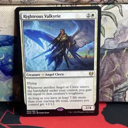 Righteous Valkyrie #024/285 Kaldheim Regular NM - Image 1