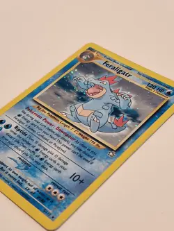 Pokemon TCG Feraligatr Neo Genesis Holo Card 5/111 Vintage LP - Image 2