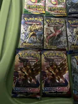 Pokemon TCG English 11 Booster Pack Lot - Evolving Skies, Evolutions, Breakpoint - Image 2