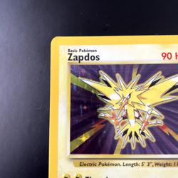 Zapdos 16/102 Pokemon Base Set Holo Rare Vintage WOTC LP - Image 2