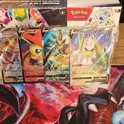 Pokemon TCG lot V , V Star, V Max (7 cards NM) victini, sirfetch'd, kleavor - Image 3