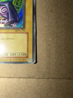 Yu-Gi-Oh Dark Magician SDY-006 - Image 2