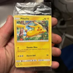 Pokemon Pikachu SM04 Holo Promo Black Star Sun & Moon Near Mint - Image 1