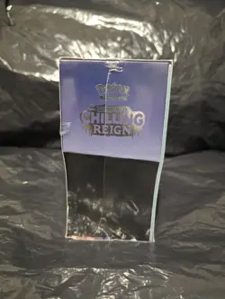 Pokemon TCG Sword & Shield Chilling Reign Elite Trainer Box ETB Sealed New - Image 2