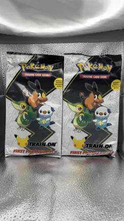 First Partner Pack Jumbo Unova Region Pokemon Cards + 2 Booster Packs - Image 1