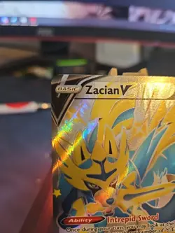 Pokemon TCG Zacian v SWSH Black Star Promos Holo Card SWSH292 NM - Image 2