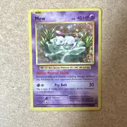 Pokemon Mew 40 HP Holo Basic Psychic Card 30 Attack Nintendo 2016 - Image 1