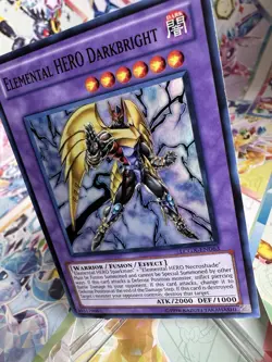 Yugioh Elemental Hero Darkbright LCGX-EN063 Super Rare card 1996 - Image 2