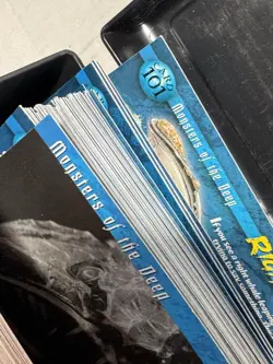 Weird n' Wild Creatures Huge Lot of 450 Large Cards + Storage Case - Image 5