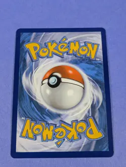 Pikachu V - 043/185 - Rare Holo V Vivid Voltage - Pokemon Card - NM - Image 2