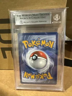 Pokemon TCG - Vaporeon VMAX #SWSH182 - Black Star Promo - BGS 9 - Image 2
