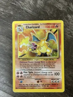 Pokemon TCG Charizard Base Set Holo Unlimited Rare Card 4/102 HP/Damaged - Image 1
