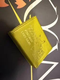 Pokemon TCG | 25th Anniversary Golden Box | Dice Box - Image 1