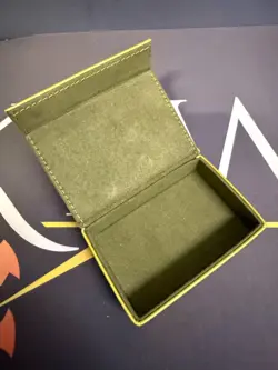 Pokemon TCG | 25th Anniversary Golden Box | Dice Box - Image 2