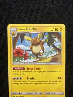 Pokemon SM CRIMSON INVASION ALOLAN RAICHU 31/111 RARE NON HOLO - nm mint - Image 2
