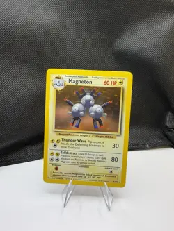 Magneton 9/102 WOTC Base Set Holo Rare Pokemon Card - Image 1