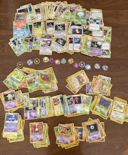 Pokemon 300 + Card And Coin Lot 30 Holo Rare Uncommon Common 1999- 2018. Vntg - Image 1