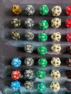 MTG D20 70+ Dice lot. Lots of old school stuff; Lorwyn, Time Spiral, Coldnap - Image 3