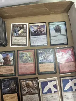 Huge magic the gathering mtg bulk lot vintage english japanese italian lp dmg - Image 5