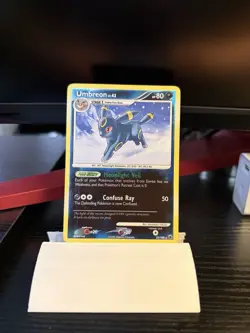Umbreon 32/100 Majestic Dawn Reverse Holo Pokemon Card - Image 1
