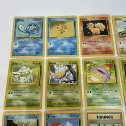 Vintage Pokemon 20 Card Bundle 1999-2000 From Base Set And Fossil Set - Image 2