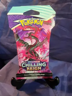 Pokemon Sword & Shield Chilling Reign Sleeved Booster Pack - Image 2