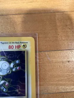 Pokemon TCG Magneton MP 1st Edition Fossil Holo Card 11/62 - Image 3