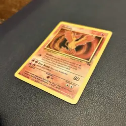 1999 Pokemon TCG Fossil Moltres Card 27/62 Unlimited Non-Holo Rare - Image 2