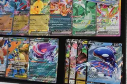 Lot of 75 Pokemon Charizard ex,Gengar, Eevee V PIkachu Palkia Vstar Full Art - Image 3