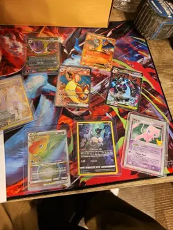 Pokemon TCG lot 8 cards Charizard Mewtwo Dragonite Mew Gengar holo foil - Image 1