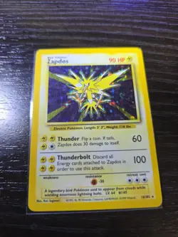 1999 Pokemon TCG Base Set Zapdos Holo Rare Card 16/102 - Image 1