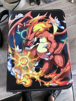 Charizard Pokemon Premium Zip Trading Card Binder with cards Inc Gold Foil - Image 1