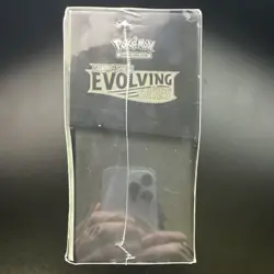 Pokemon Sword & Shield Evolving Skies Elite Trainer Box Booster DAMAGED - Image 3