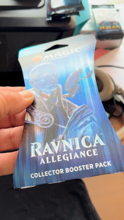 Magic the Gathering Ravnica Allegiance Collector Booster Pack Factory Sealed - Image 2