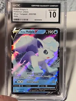ALOLAN VULPIX V 2022 POKEMON SILVER TEMPEST ULTRA RARE 033/195 CGC 10 - Image 3