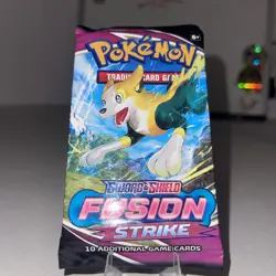 Pokemon TCG Sword & Shield 08 Fusion Strike Sleeved Booster Pack 820650809170 - Image 1