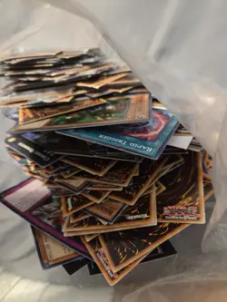 YUGIOH CARDS INSTANT COLLECTION HUGE LOT W HOLO FOILS & RARES! - Image 2